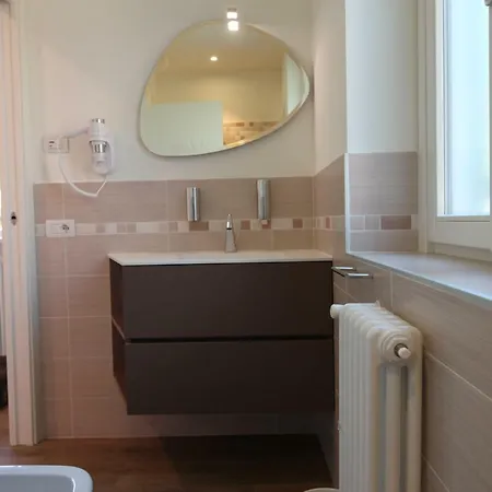 Amata Valgre Affittacamere, Comfort E Pulizia Eccezionali!! Penzion